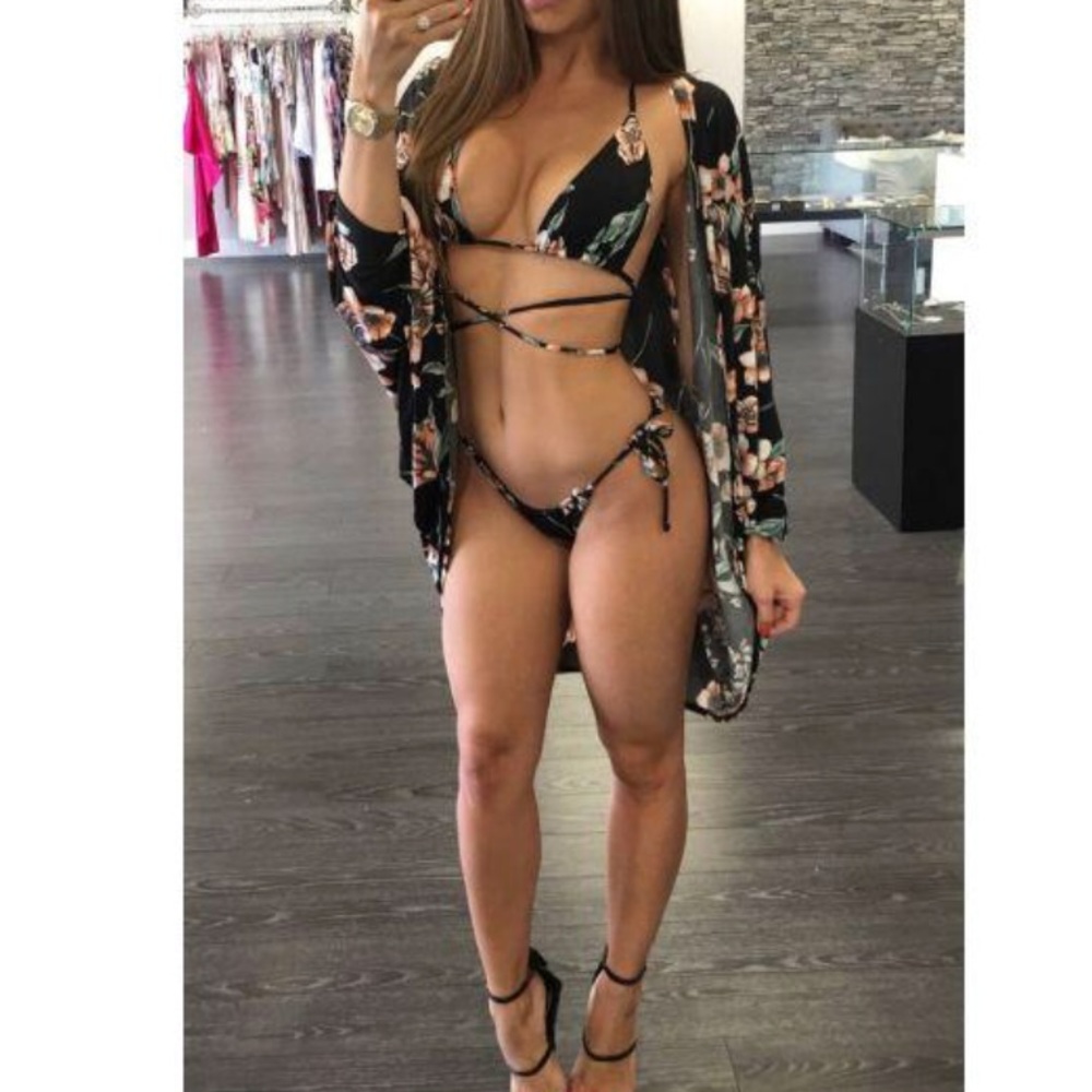 NWT 2 piece swimwear bikini set floral cover up